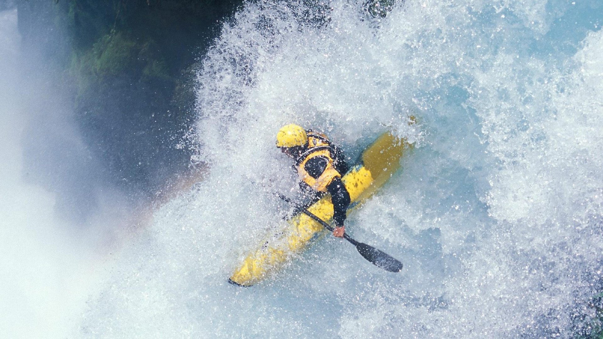 德甲比赛精彩纷呈，关键扑救扭转战局，德甲赛制介绍